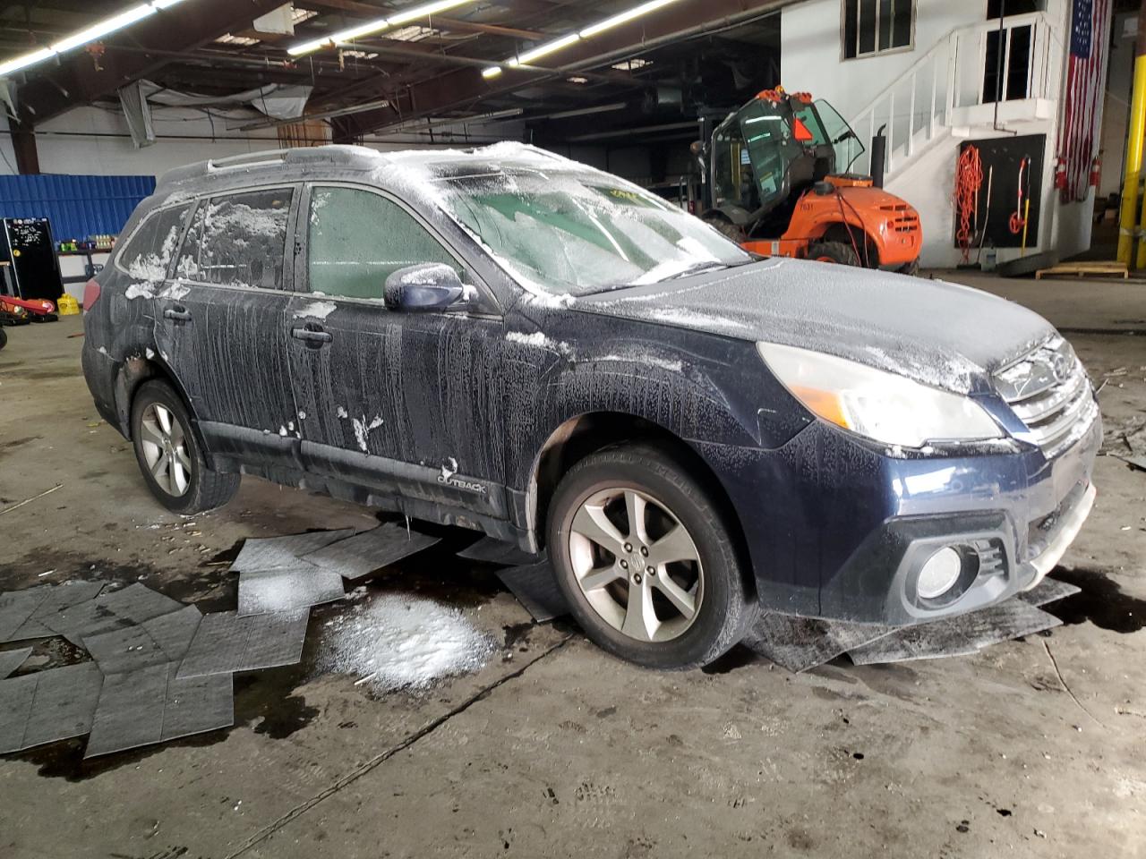 2014 Subaru Outback - Image 4