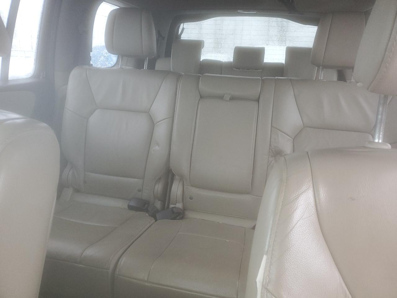 2015 Honda Pilot - Image 10
