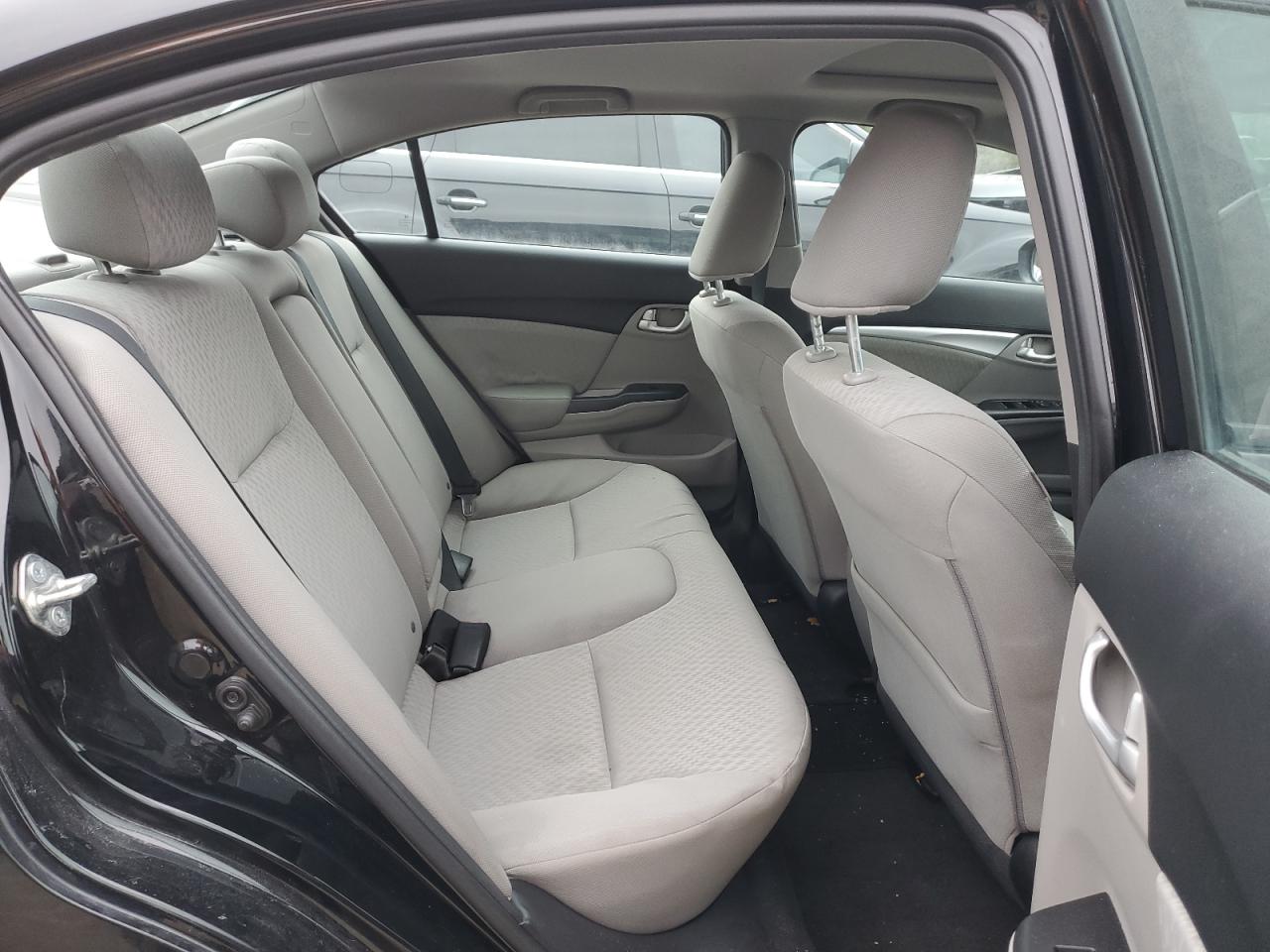 2015 Honda Civic - Image 10