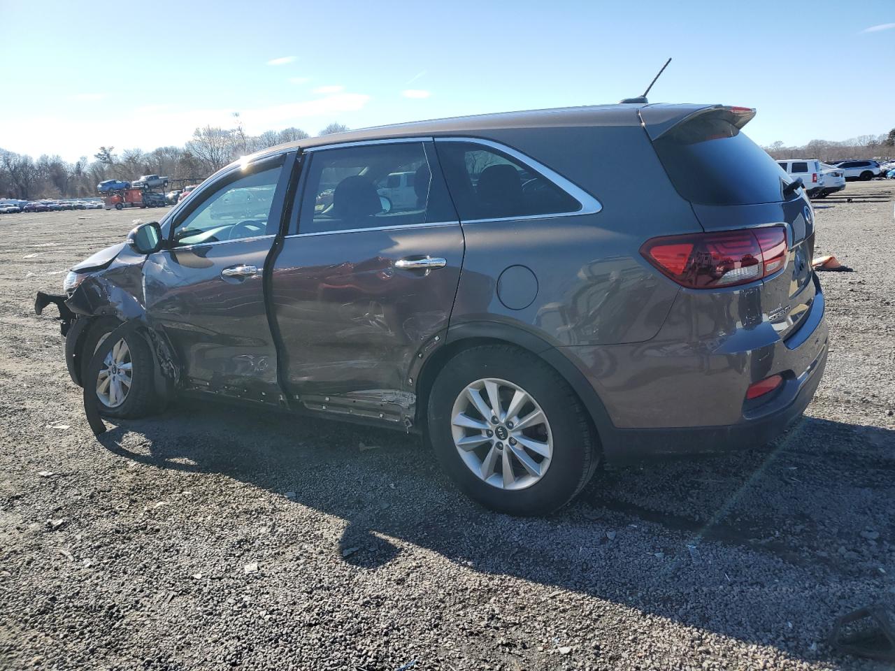 2019 Kia Sorento - Image 2