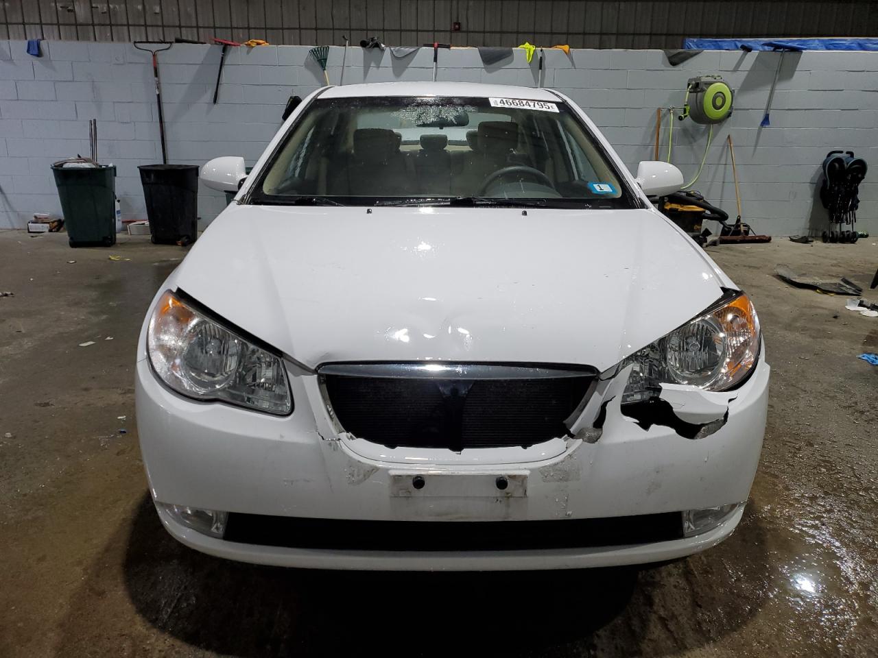 2010 Hyundai Elantra - Image 5