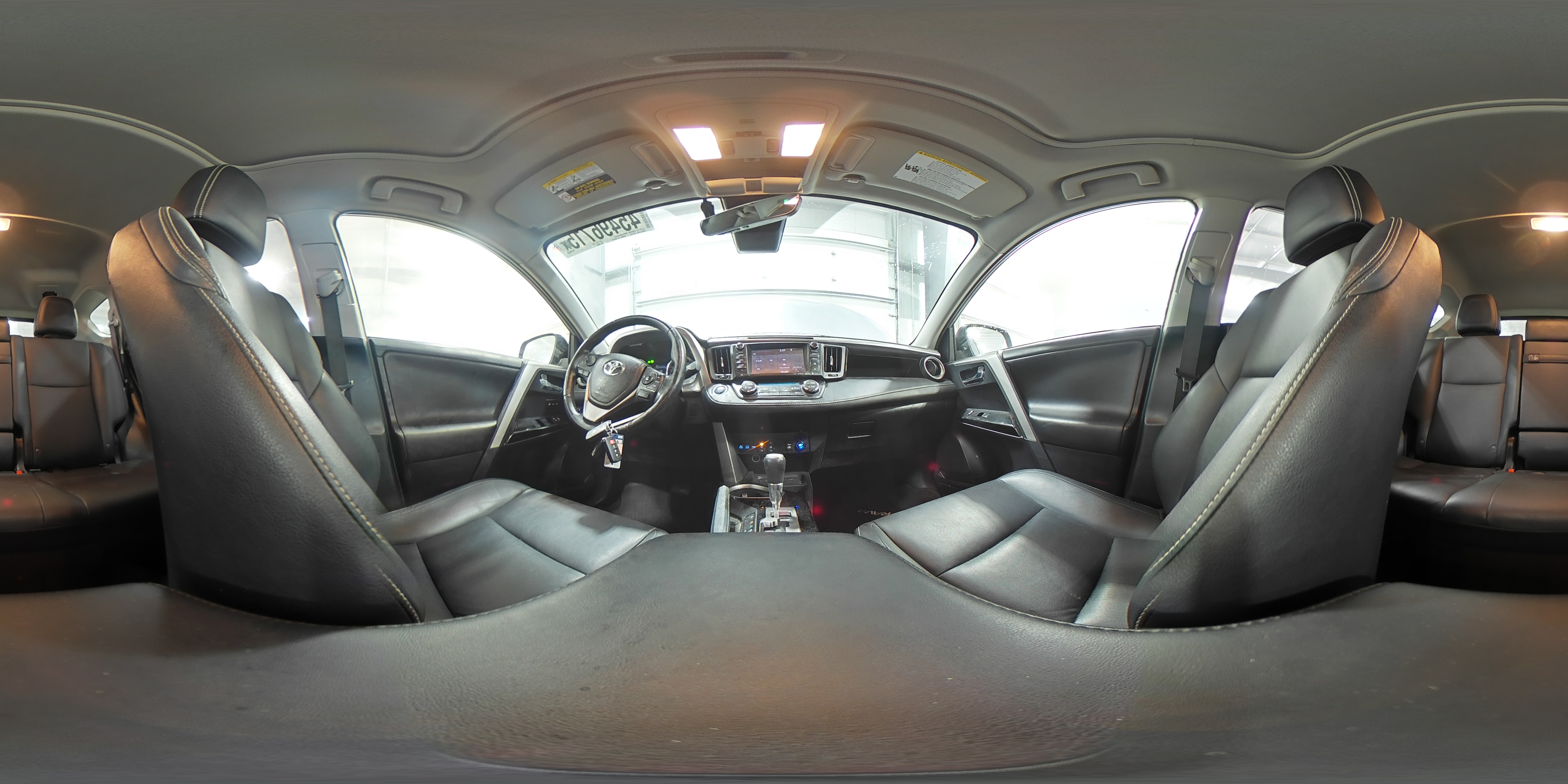 2017 Toyota RAV 4 - Image 15