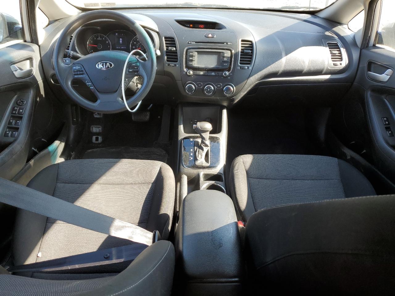 2018 Kia Forte - Image 8