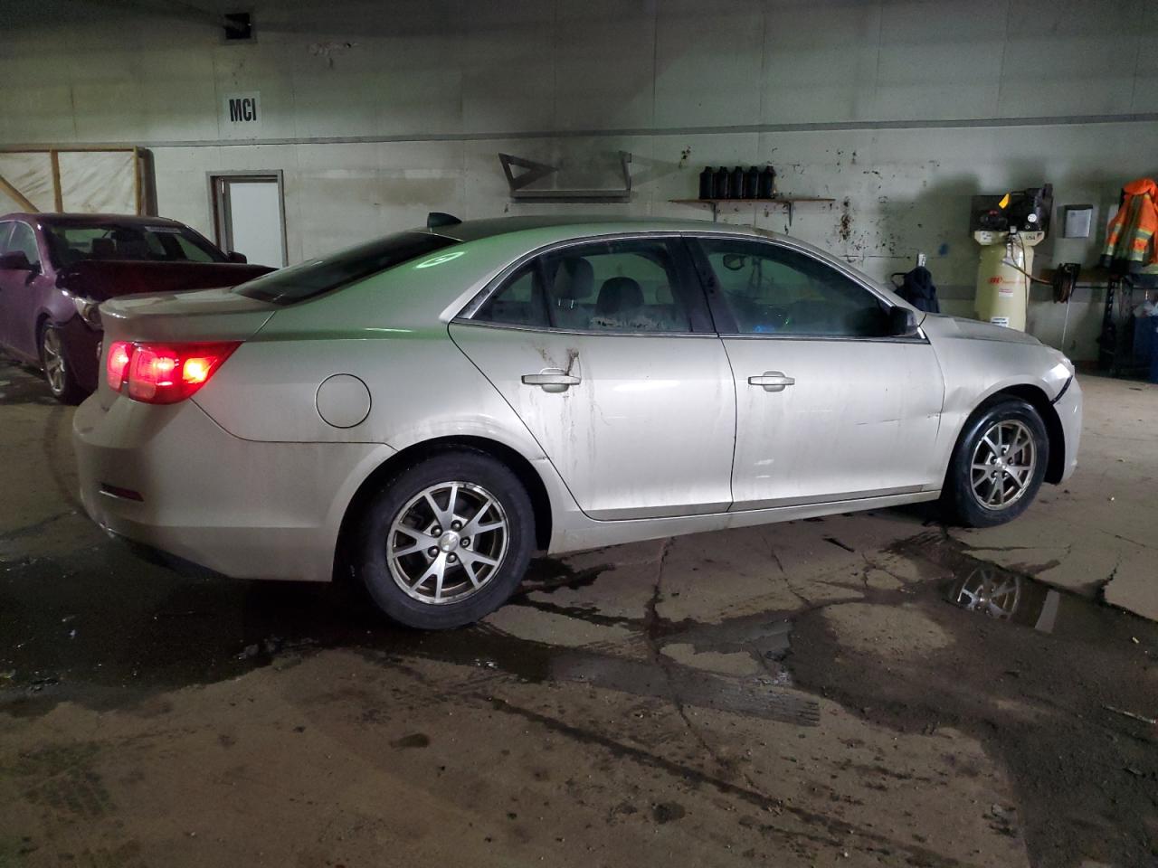 2014 Chevrolet Malibu - Image 3