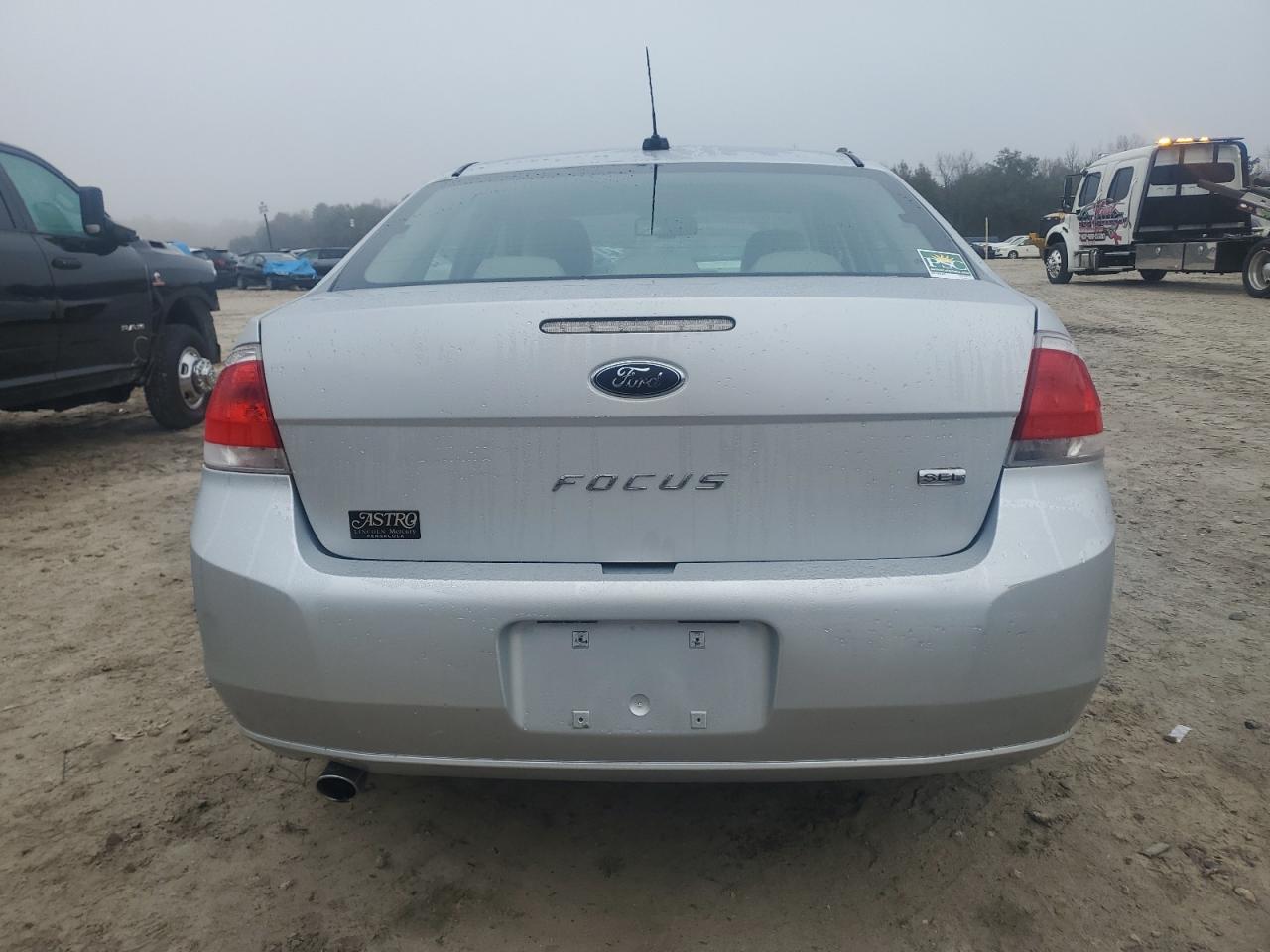 2011 Ford Focus - Image 6