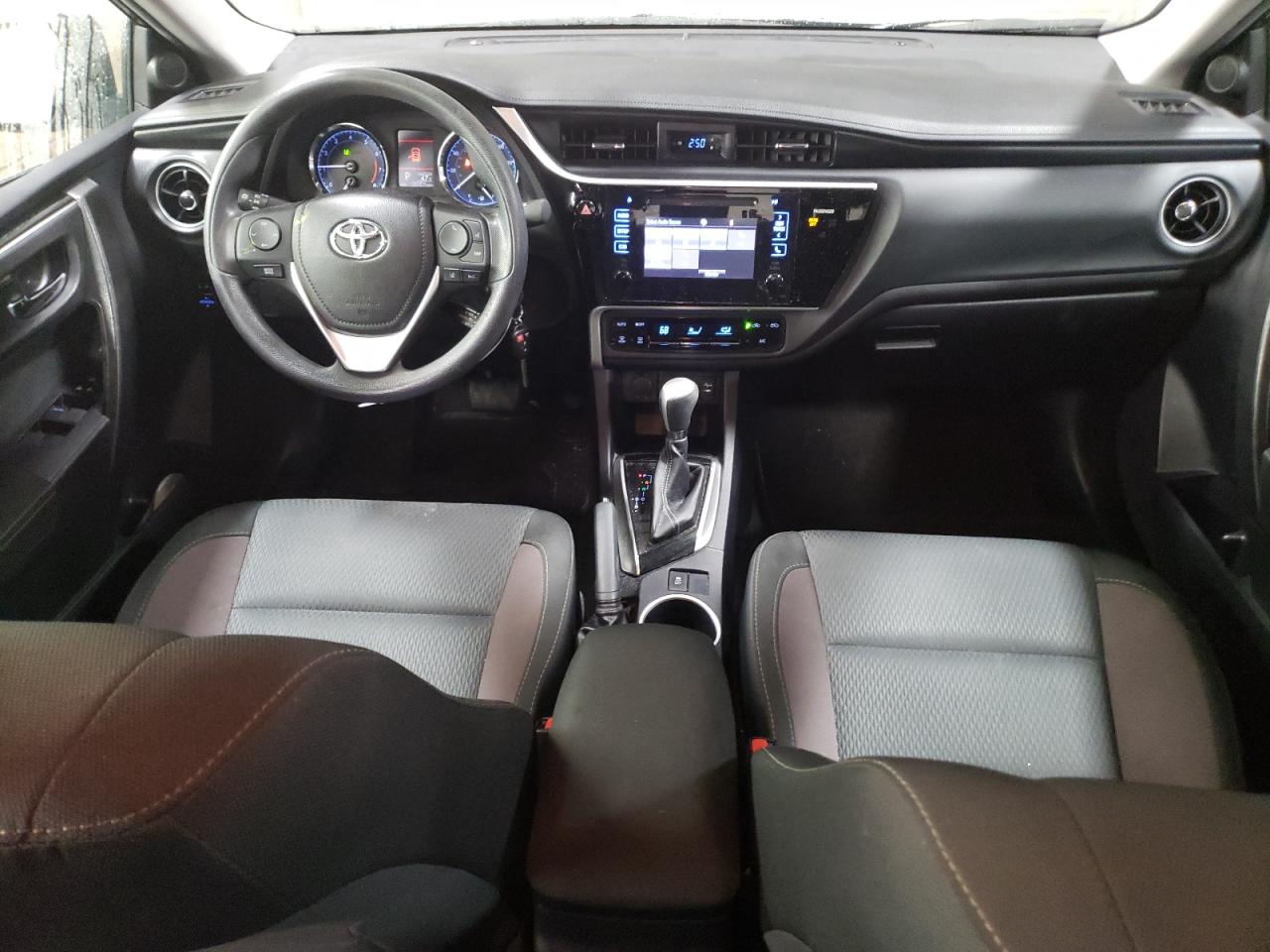 2017 Toyota Corolla - Image 8