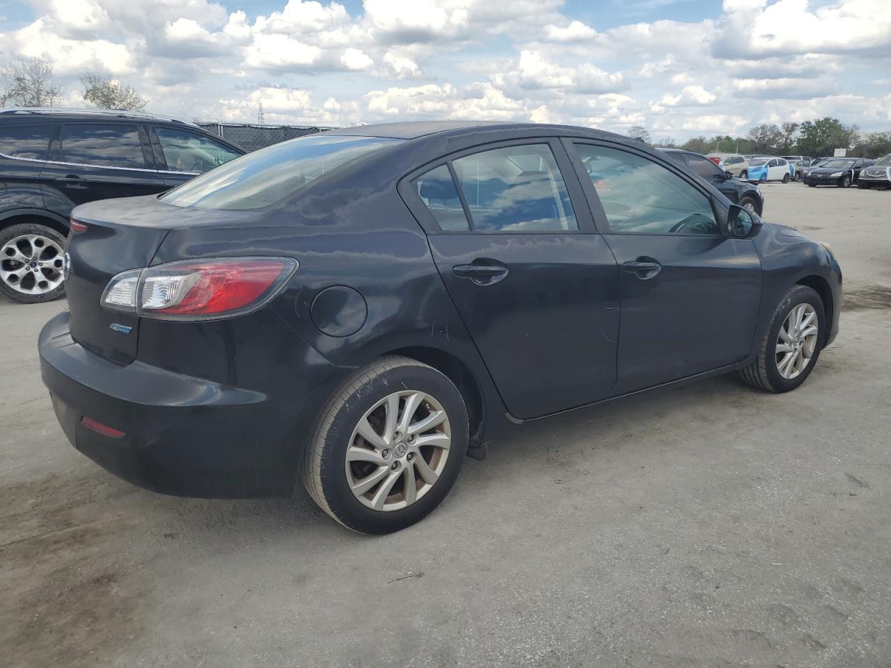 2012 Mazda 3 - Image 3