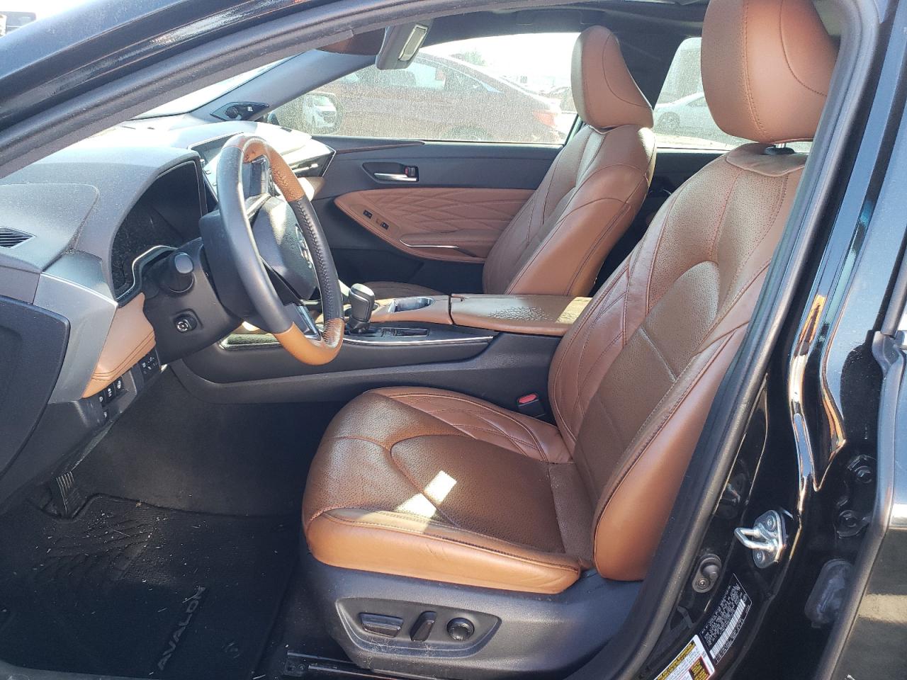 2019 Toyota Avalon - Image 7