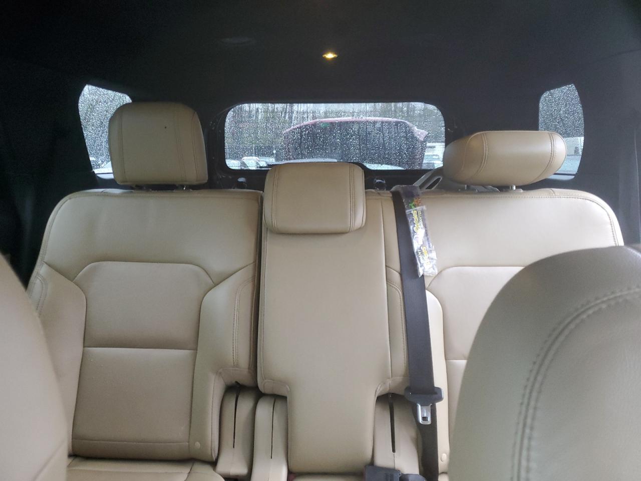 2016 Ford Explorer - Image 11