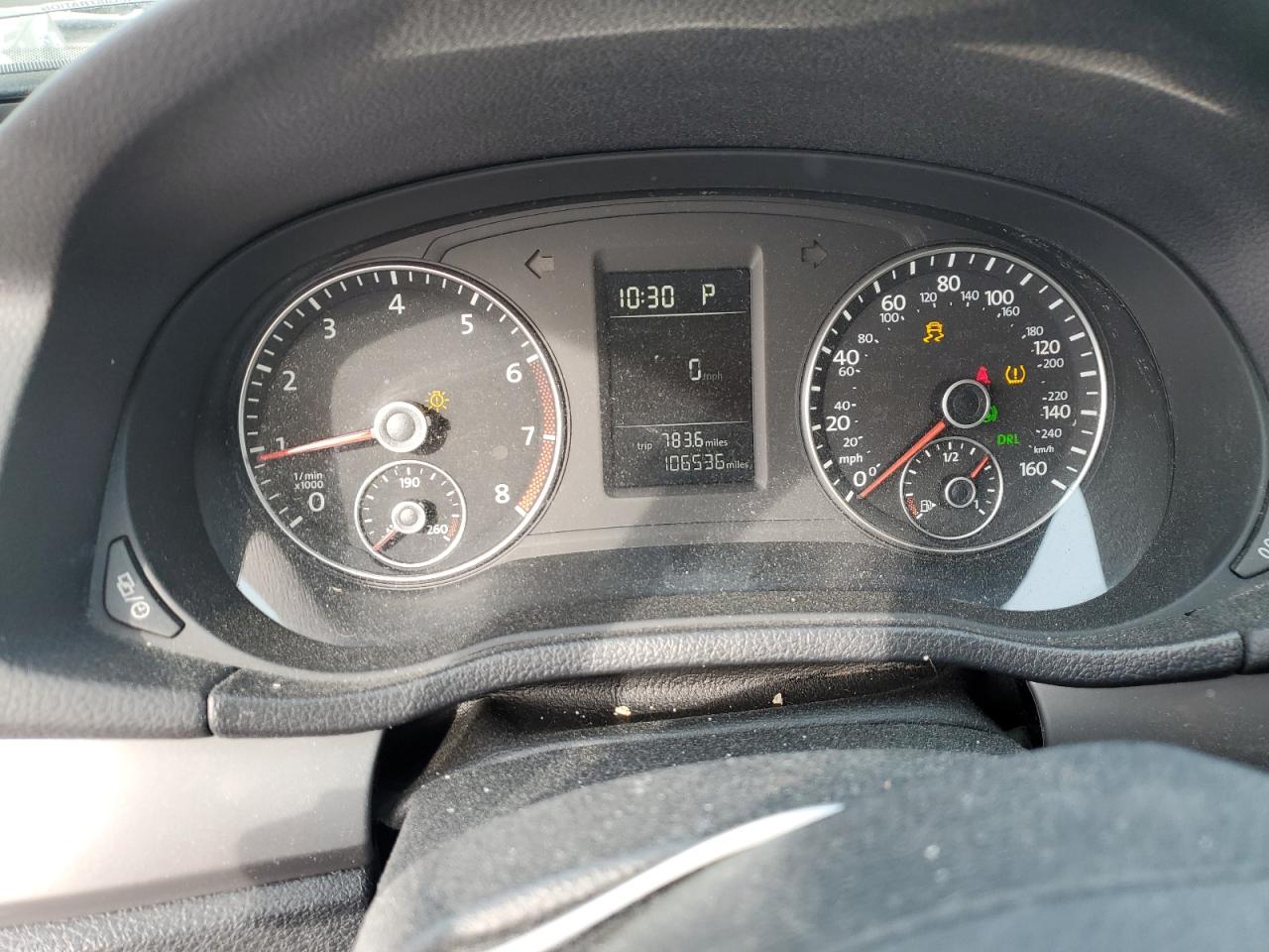 2014 Volkswagen Passat - Image 9