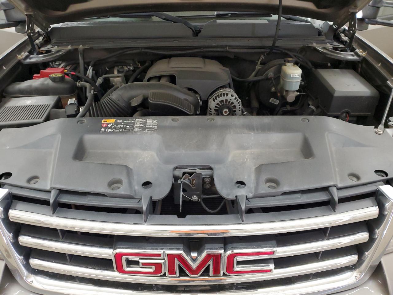 2012 GMC Sierra - Image 11
