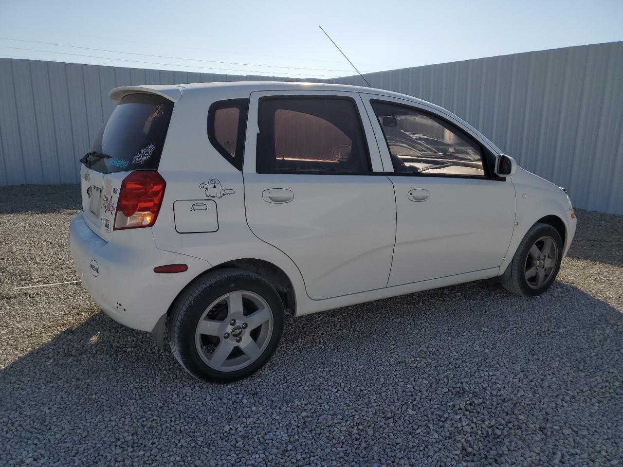 2008 Chevrolet Aveo - Image 3