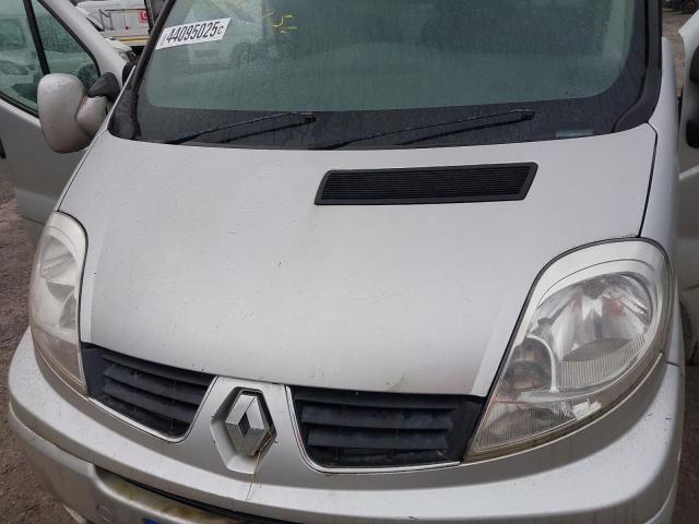 2011 RENAULT TRAFIC SL2