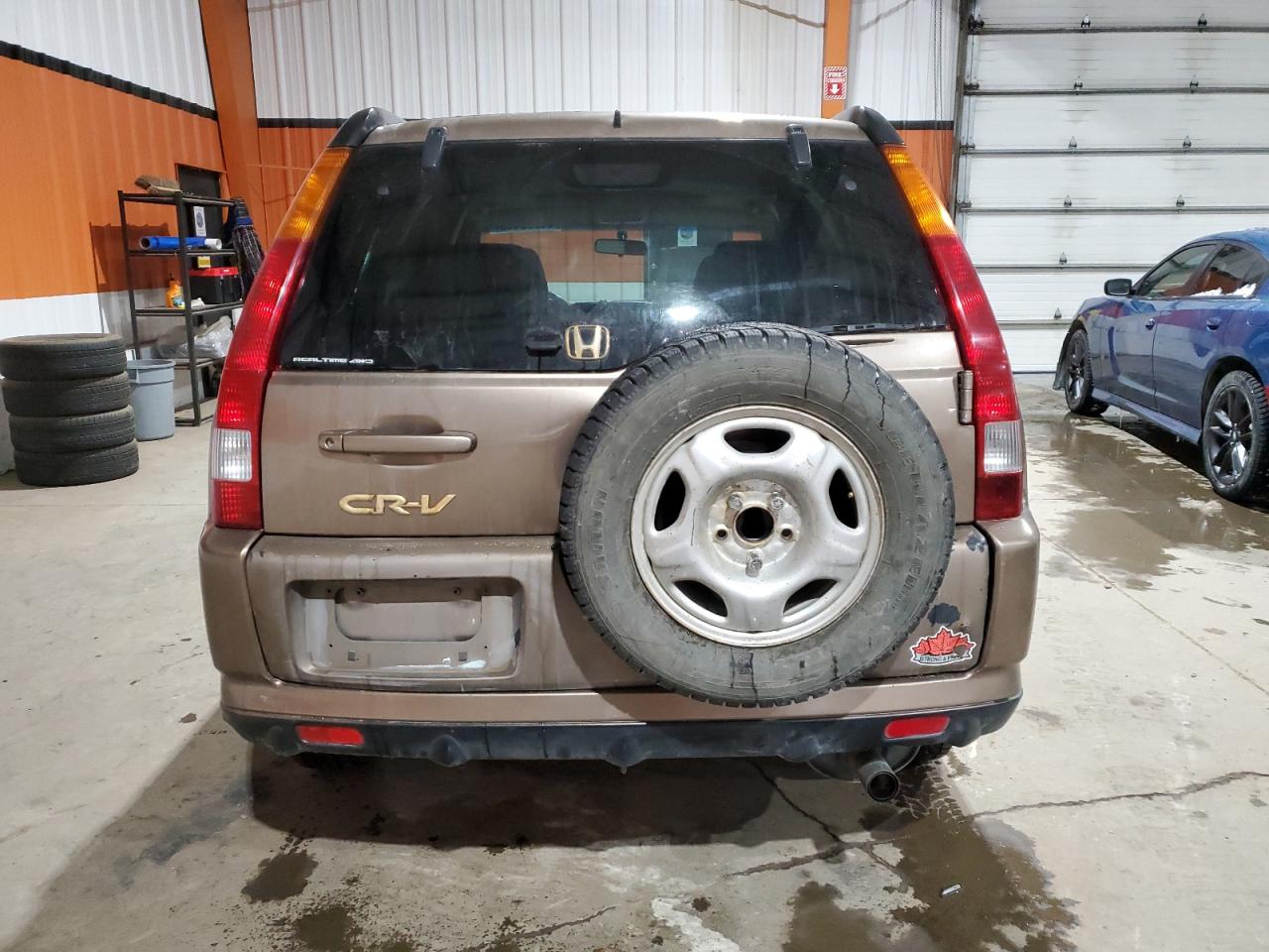 2004 Honda CR-V - Image 6