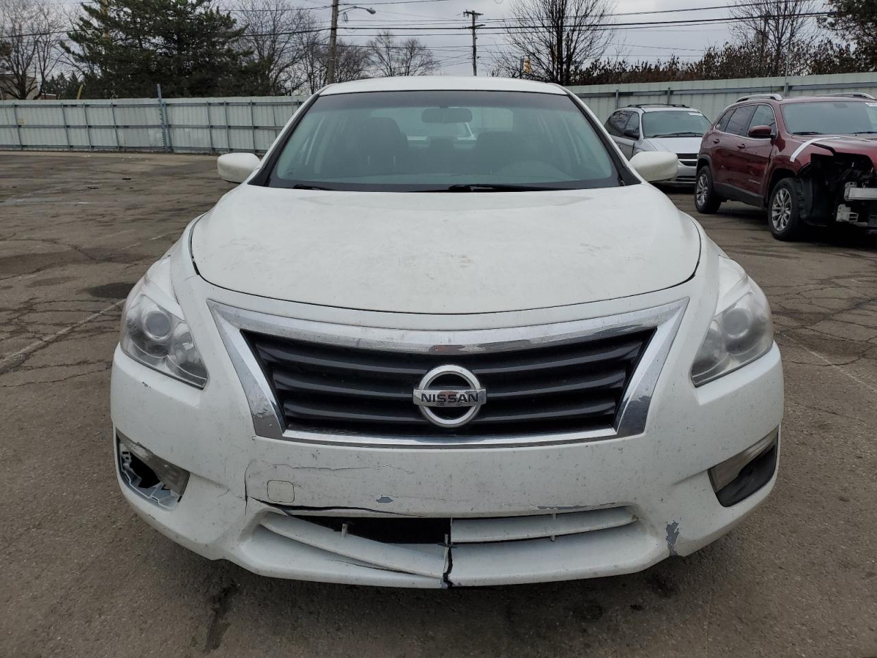 2015 Nissan Altima - Image 5