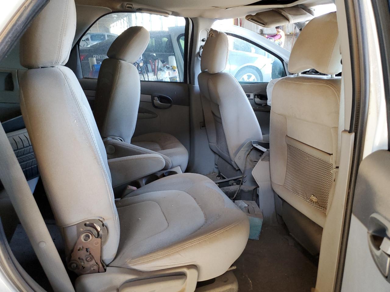 2005 Buick Rendezvous - Image 11