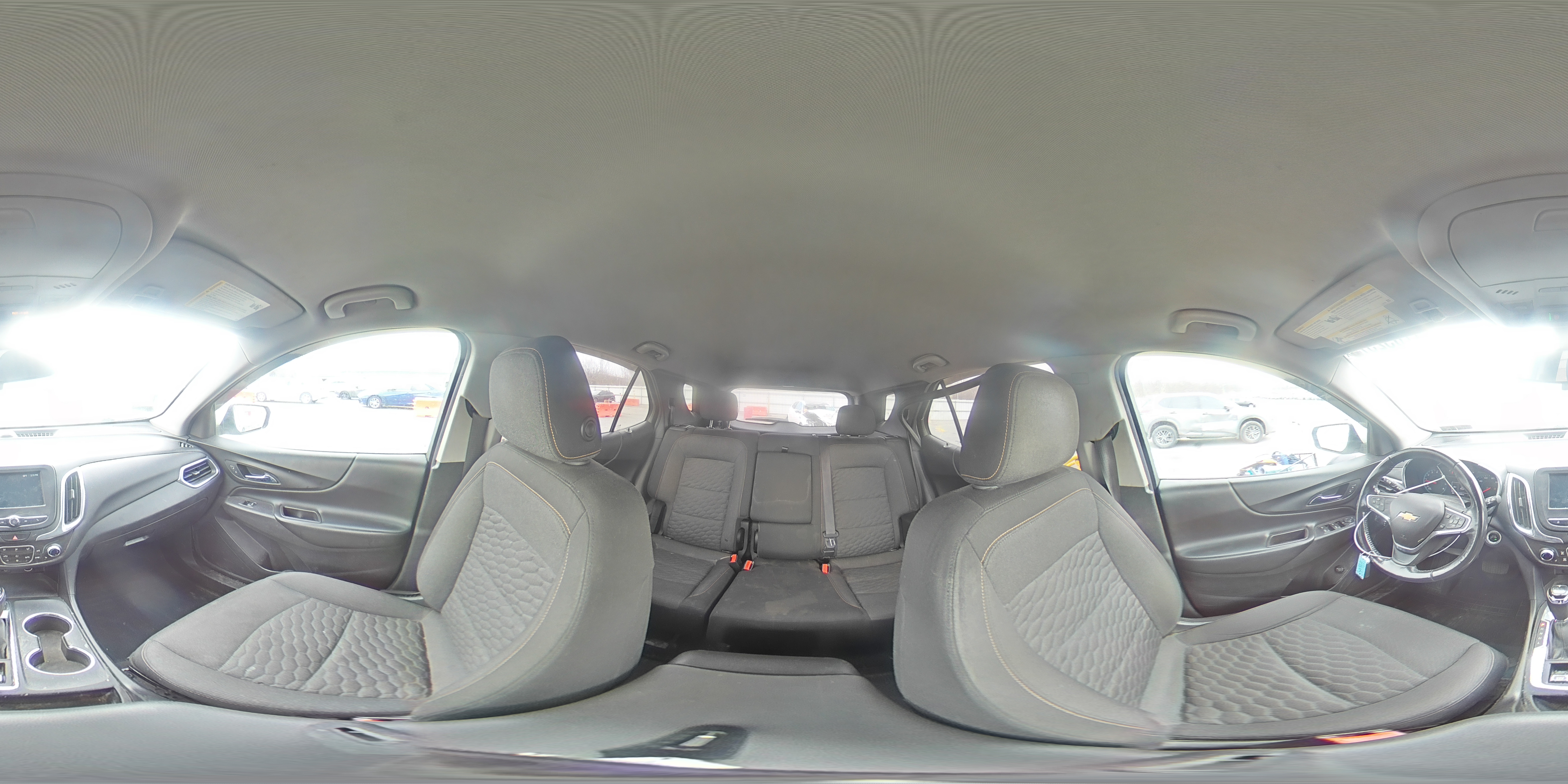 2018 Chevrolet Equinox - Image 13