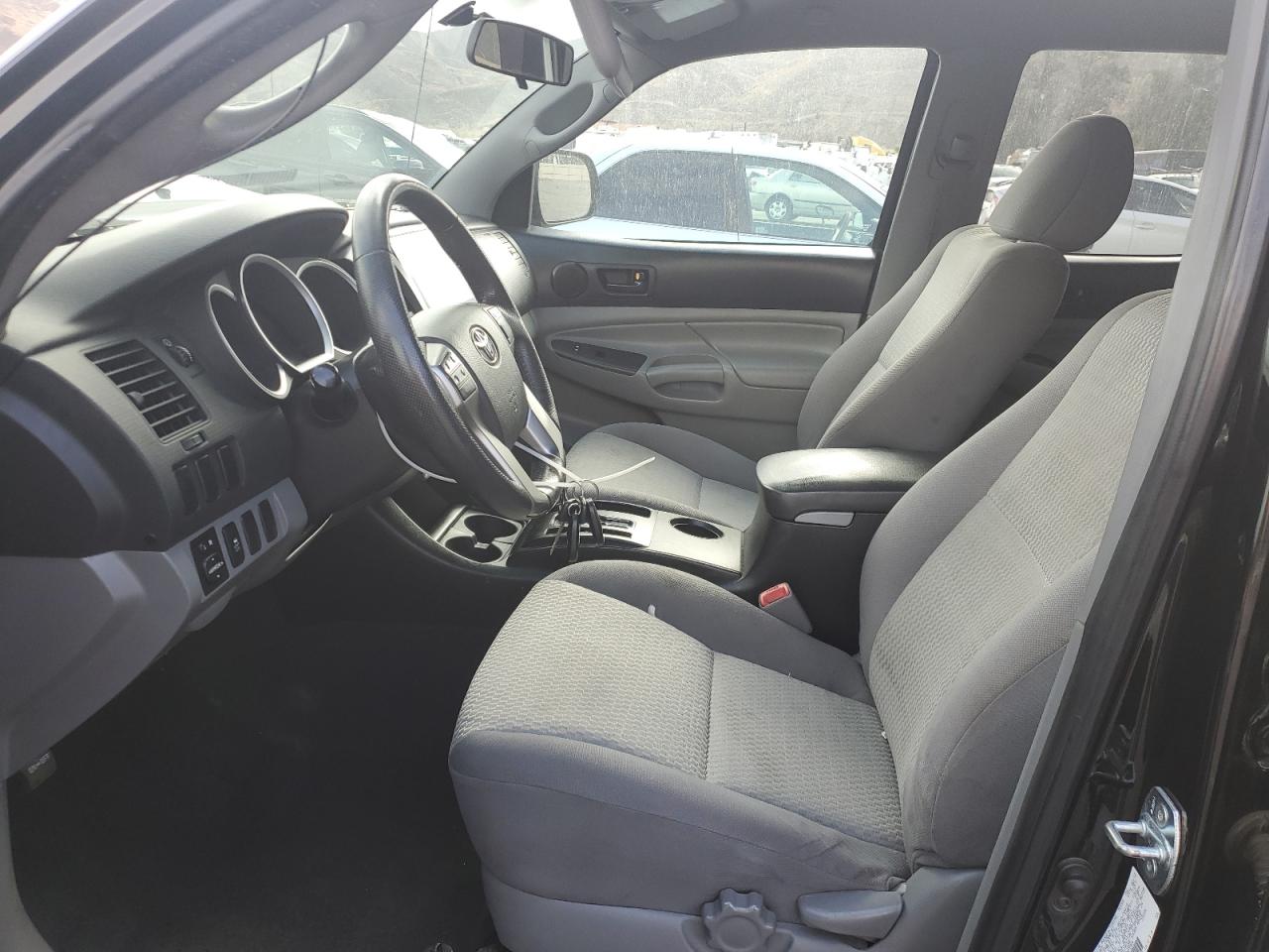 2012 Toyota Tacoma - Image 7