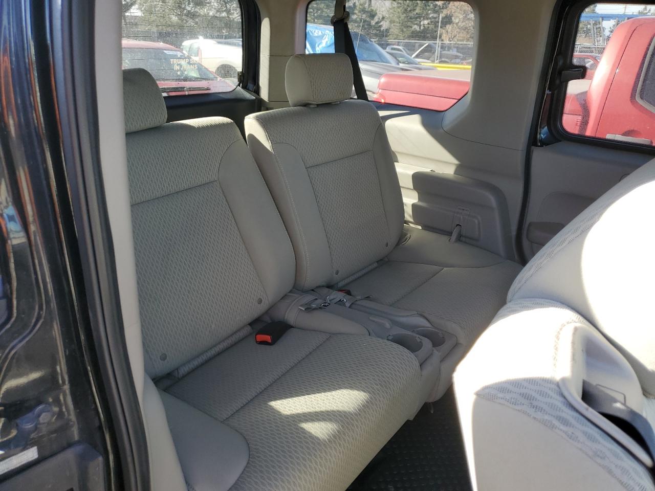 2011 Honda Element - Image 10