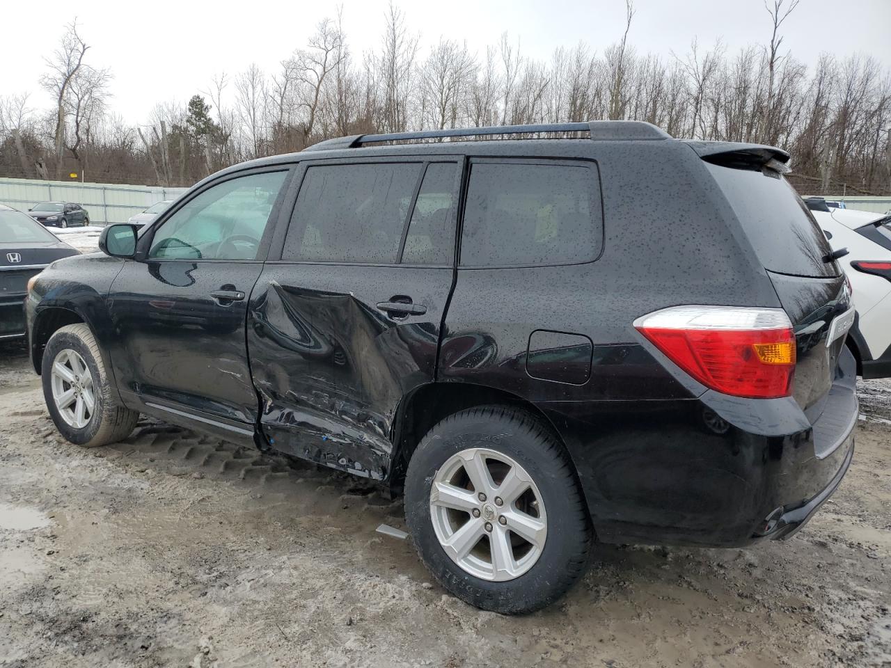2010 Toyota Highlander - Image 2