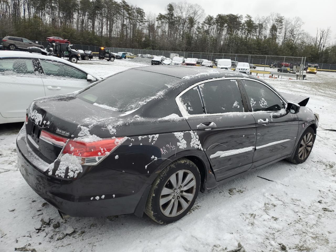 2011 Honda Accord - Image 3