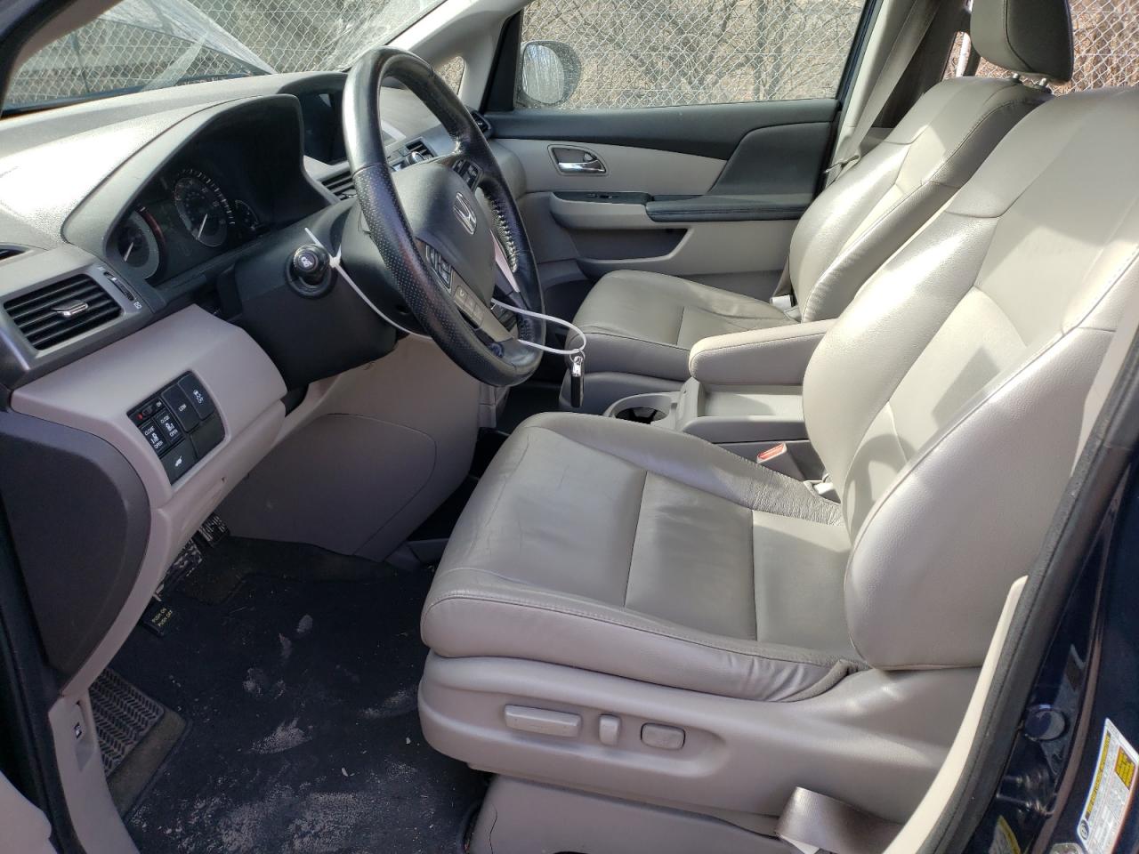 2014 Honda Odyssey - Image 7