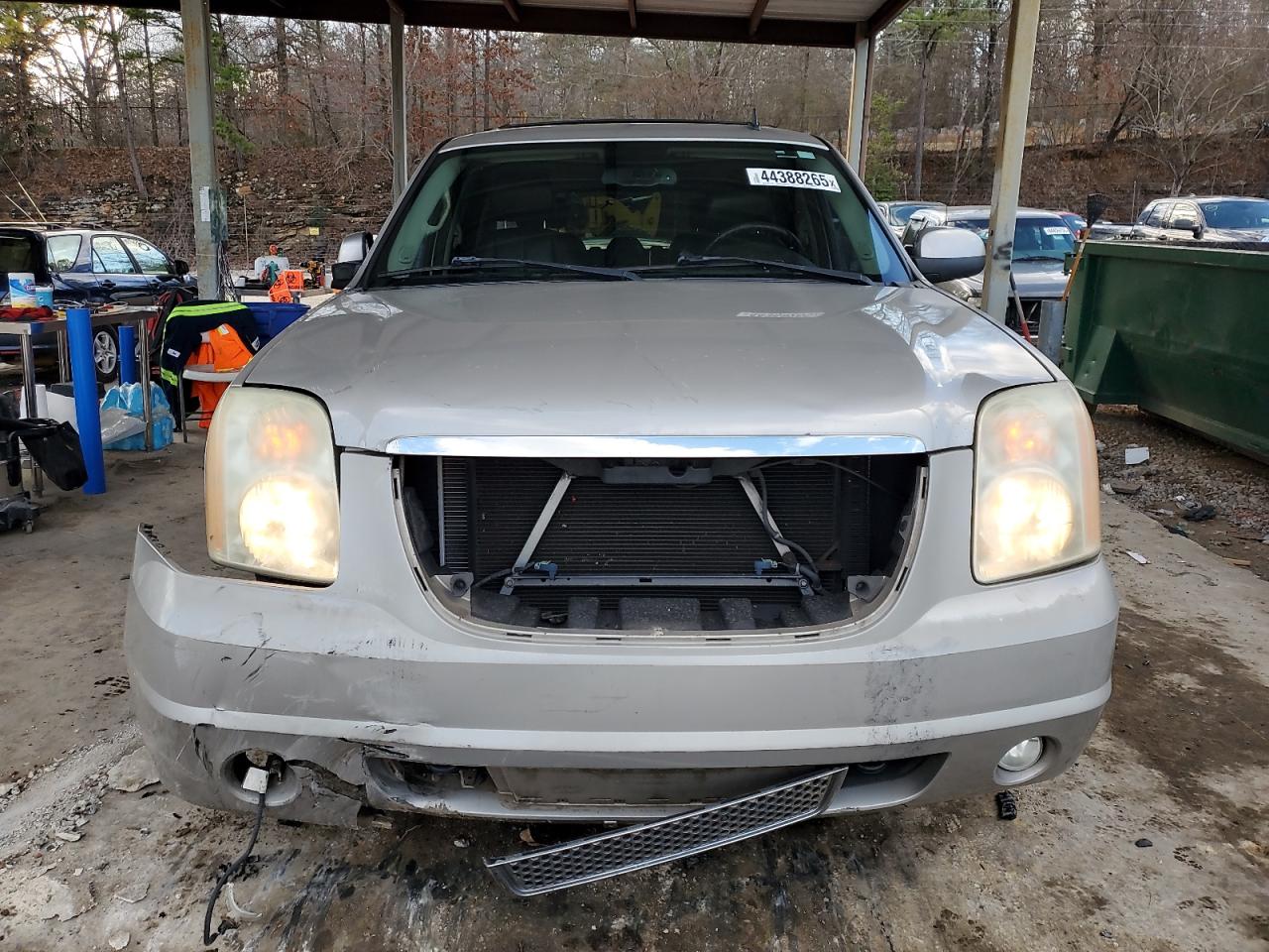 2007 GMC Yukon - Image 5
