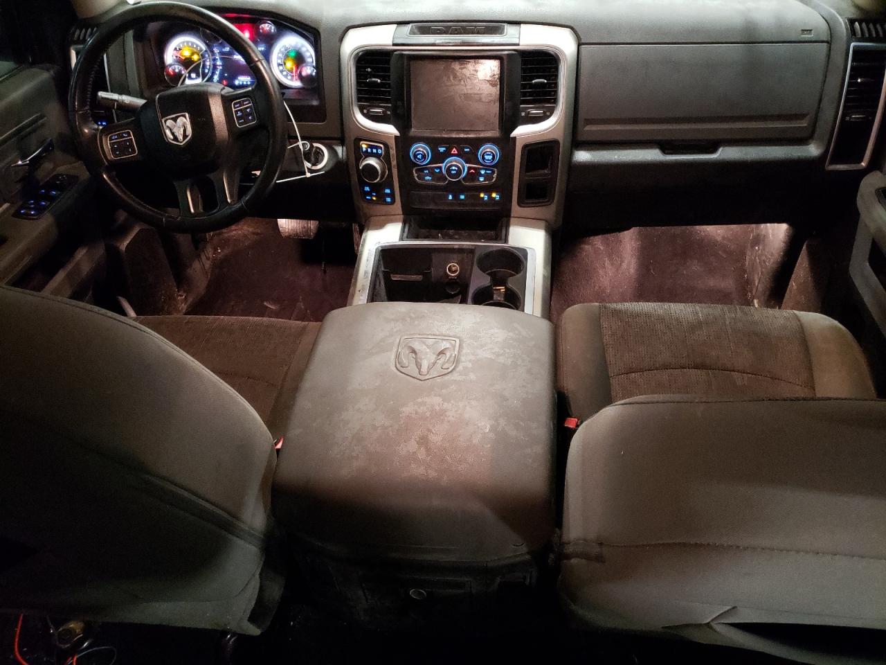 2014 RAM 1500 - Image 8