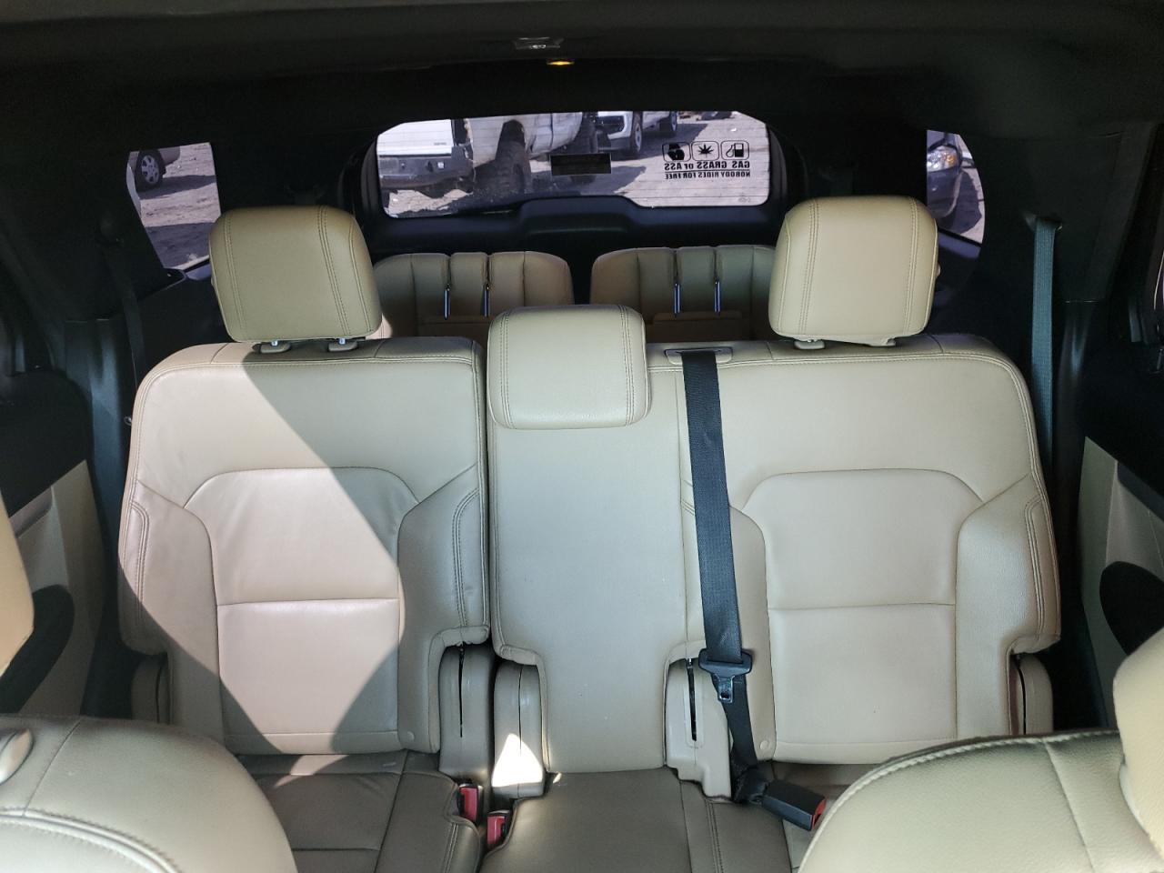 2016 Ford Explorer - Image 10