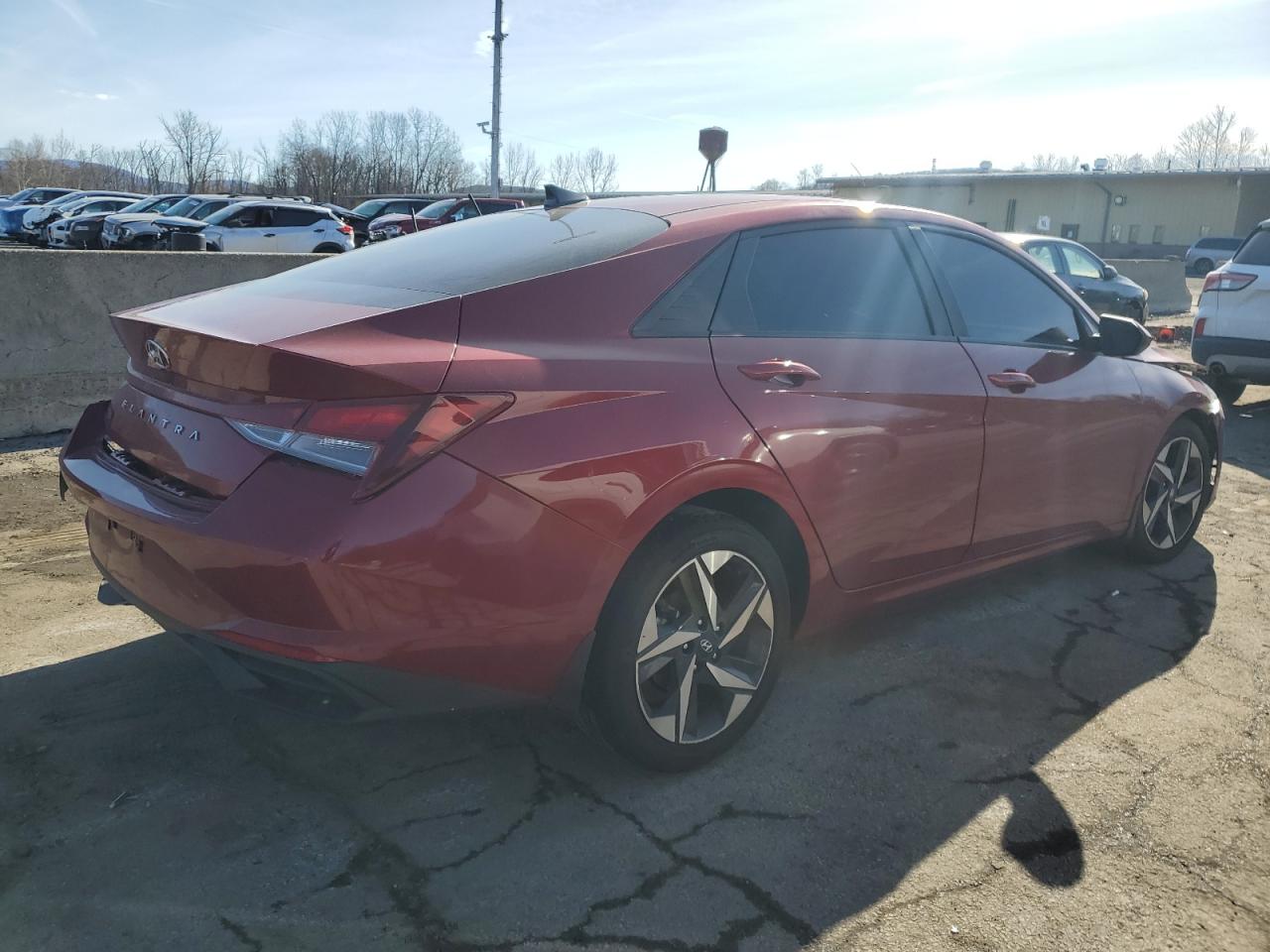 2023 Hyundai Elantra - Image 3