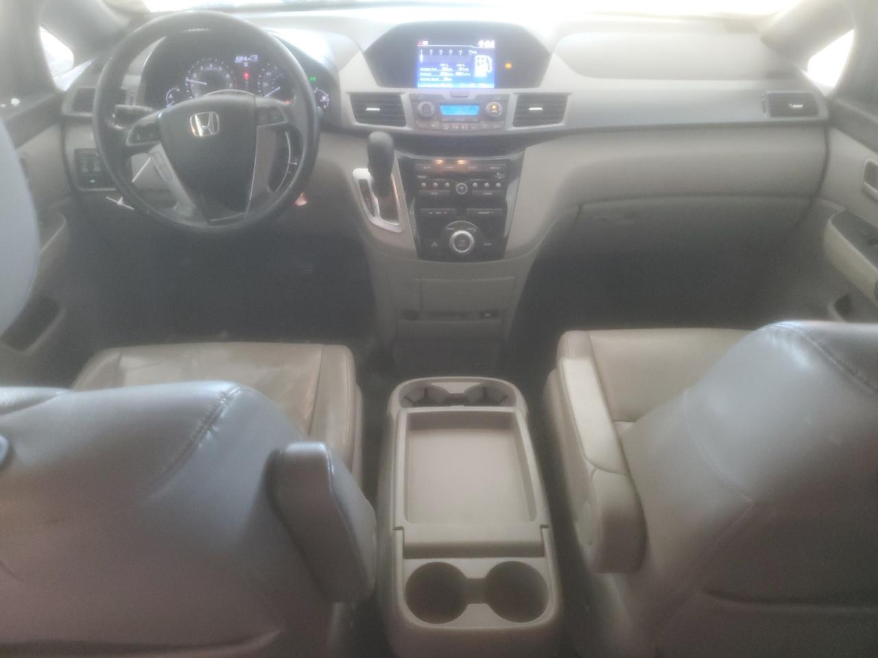 2012 Honda Odyssey - Image 8