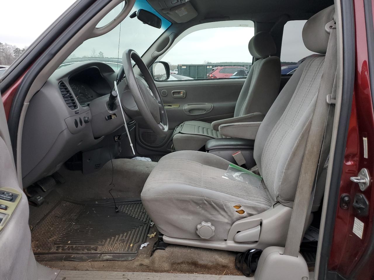 2004 Toyota Tundra - Image 7