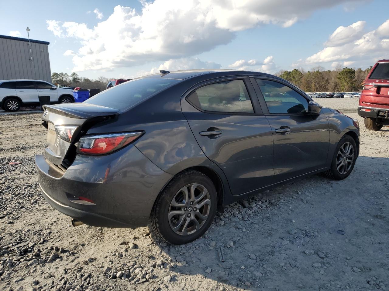 2019 Toyota Yaris - Image 3