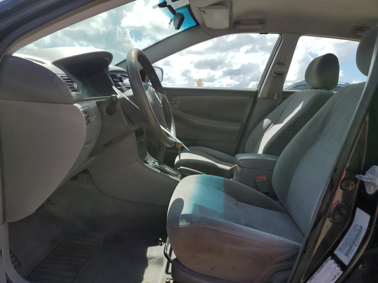 2004 Toyota Corolla - Image 7
