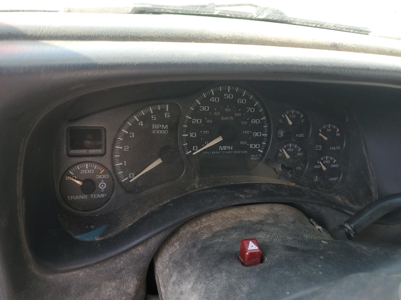 2002 GMC Sierra - Image 9