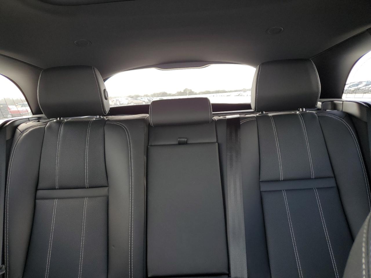 2023 Land Rover Range Rover - Image 10