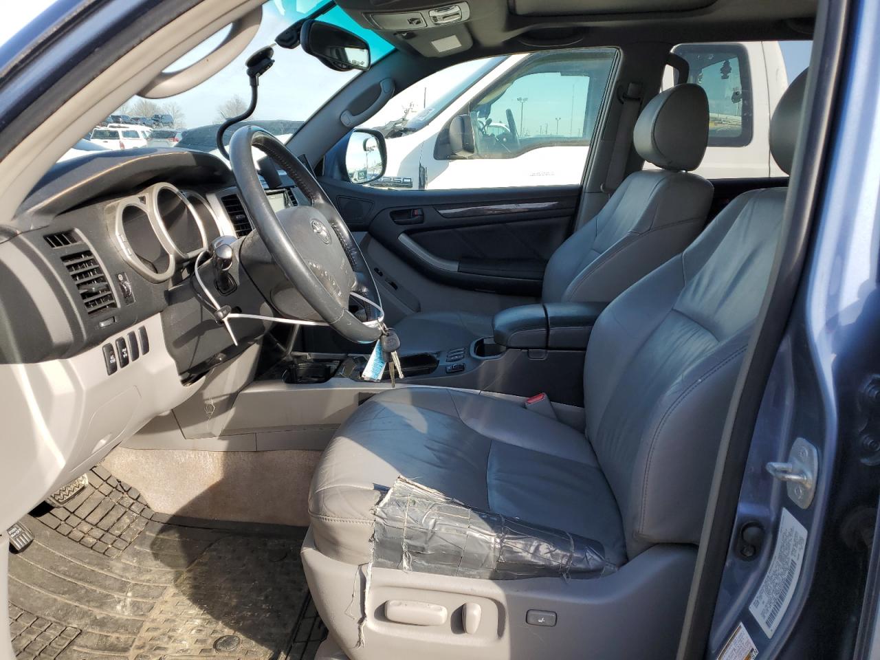 2004 Toyota 4Runner - Image 7