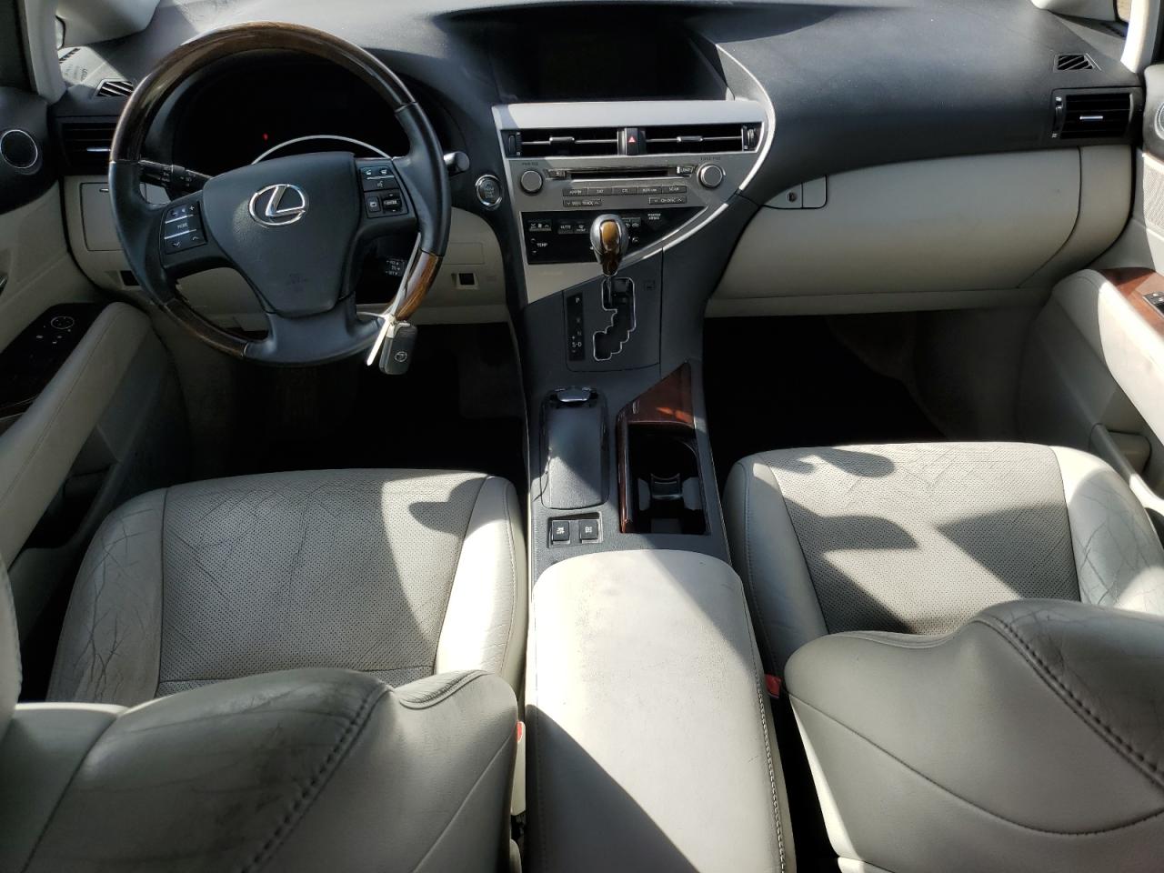 2010 Lexus RX - Image 8