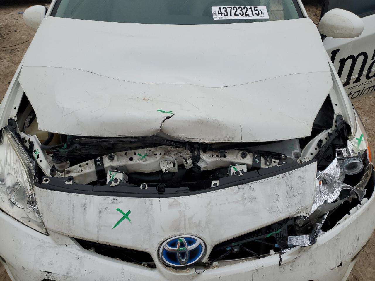 2012 Toyota Prius - Image 12