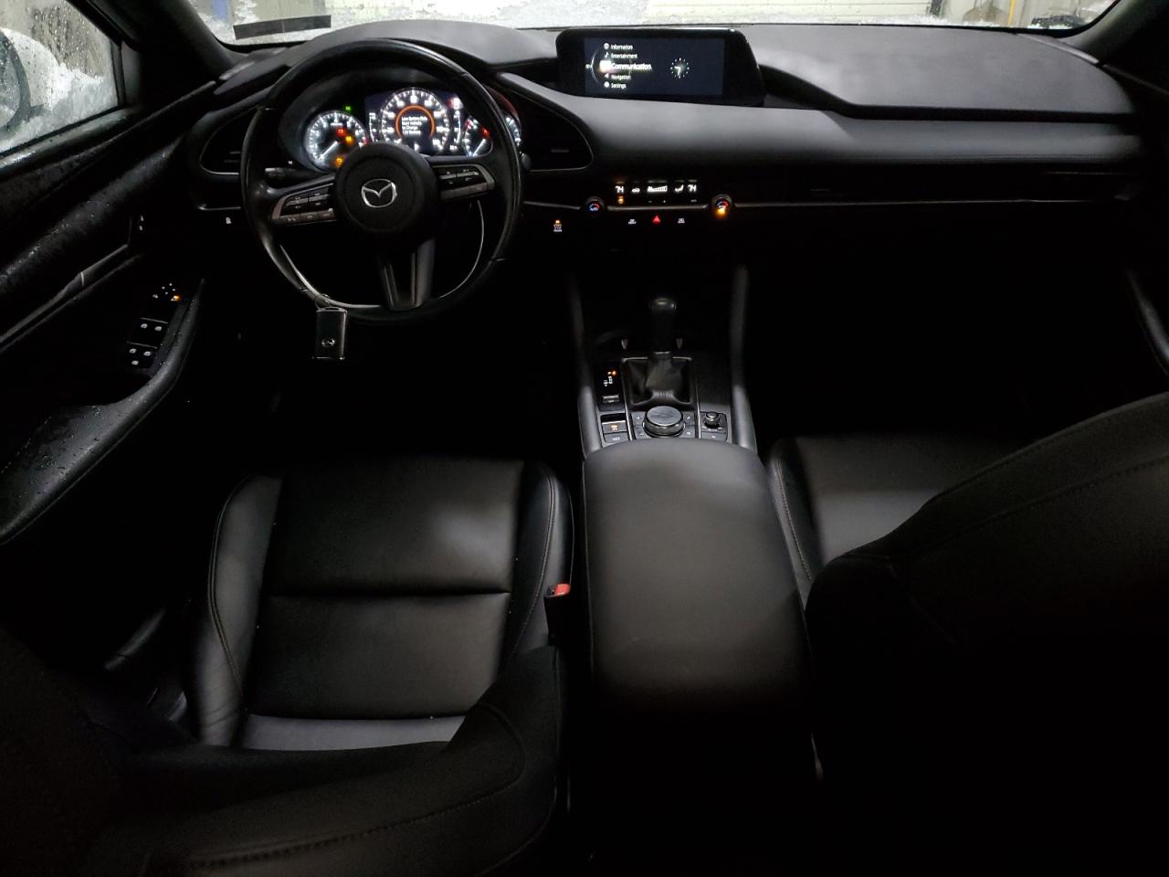 2021 Mazda 3 - Image 8