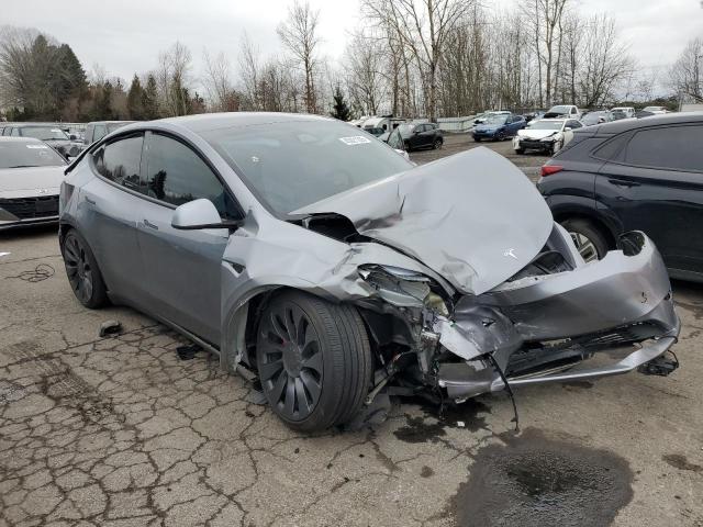  TESLA MODEL Y 2024 Silver