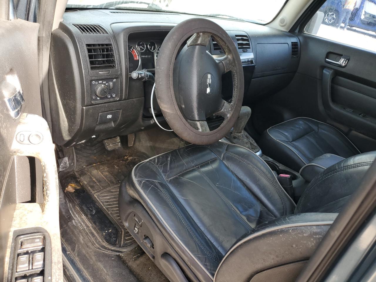 2007 Hummer H3 - Image 8