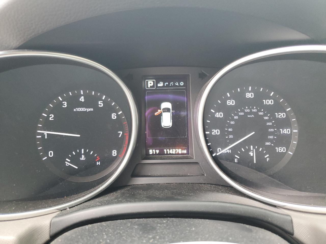 2017 Hyundai Santa Fe - Image 9