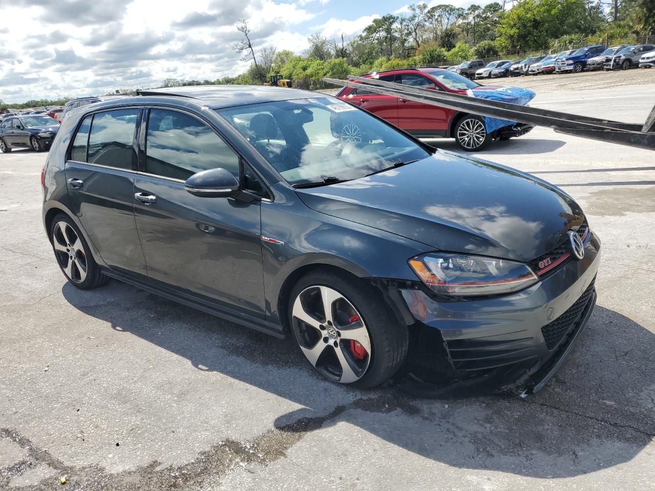 2016 Volkswagen GTI - Image 4