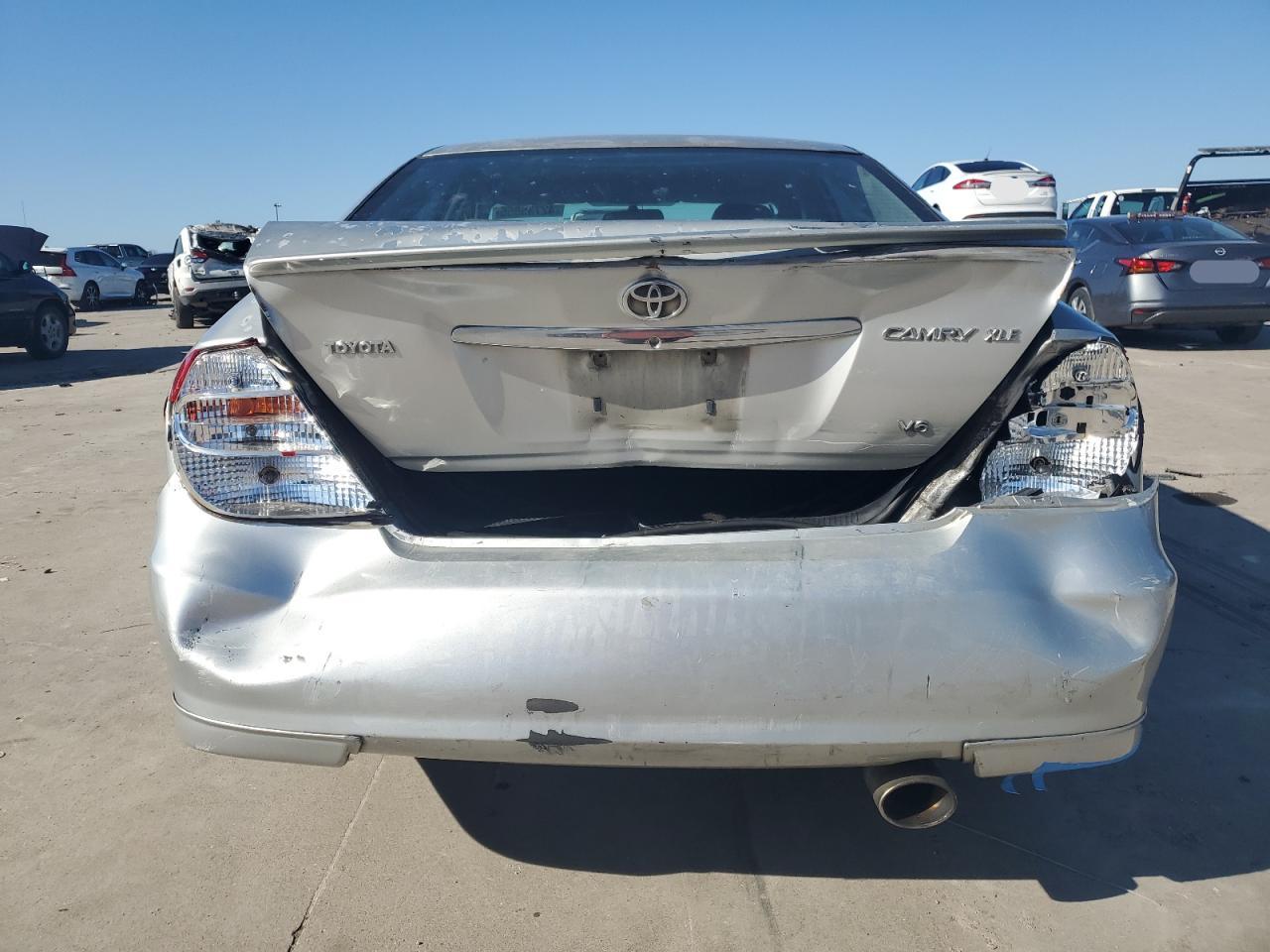 2004 Toyota Camry - Image 7