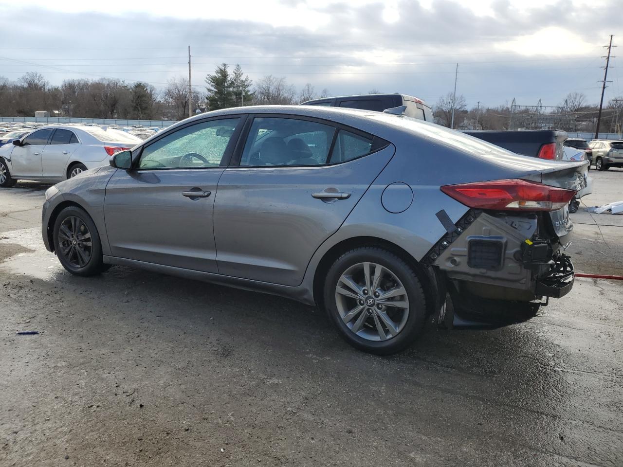 2018 Hyundai Elantra - Image 2