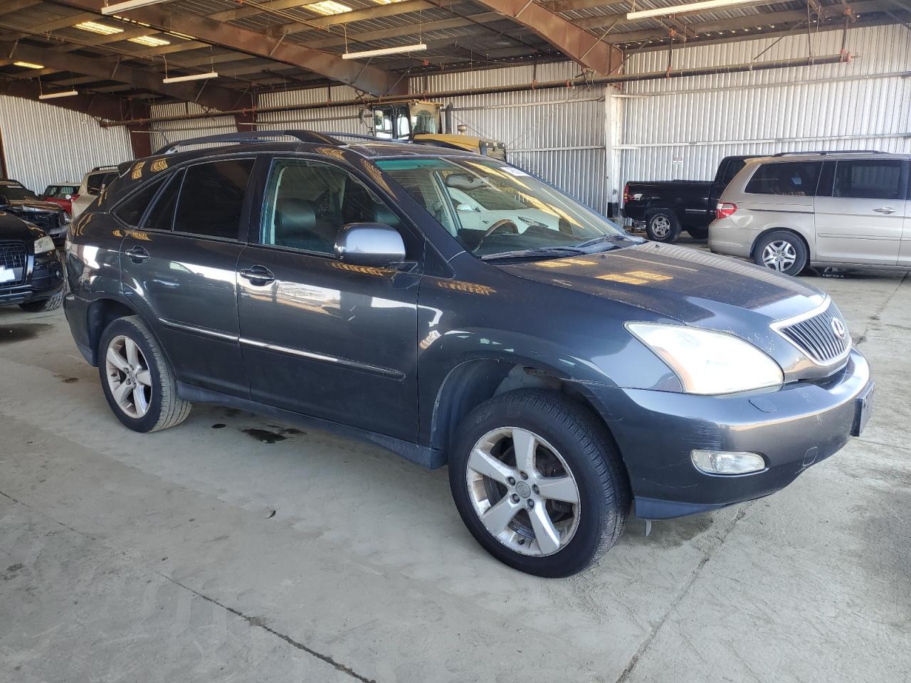 2004 Lexus RX - Image 4