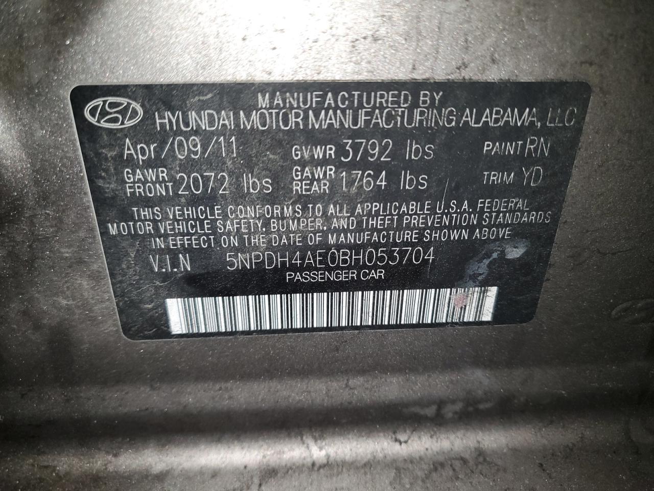 2011 Hyundai Elantra - Image 12