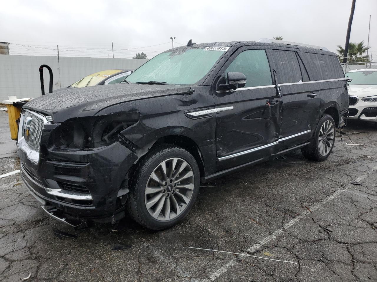2021 Lincoln Navigator - Image 1
