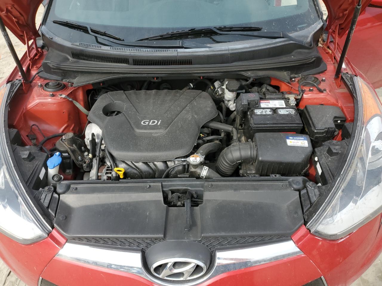 2016 Hyundai Veloster - Image 11